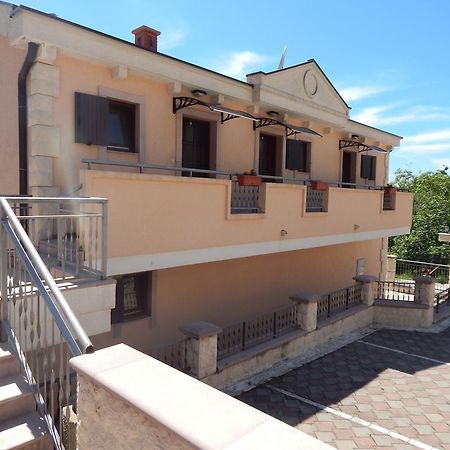 Apartmani Zona Sveti Stefan Dış mekan fotoğraf
