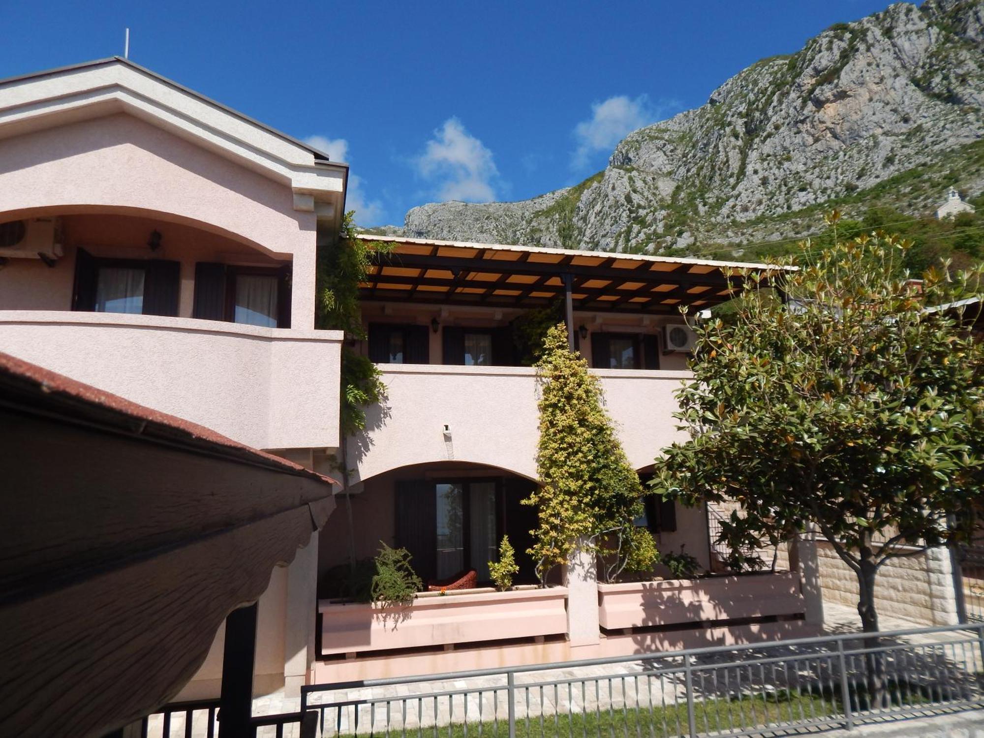 Apartmani Zona Sveti Stefan Dış mekan fotoğraf