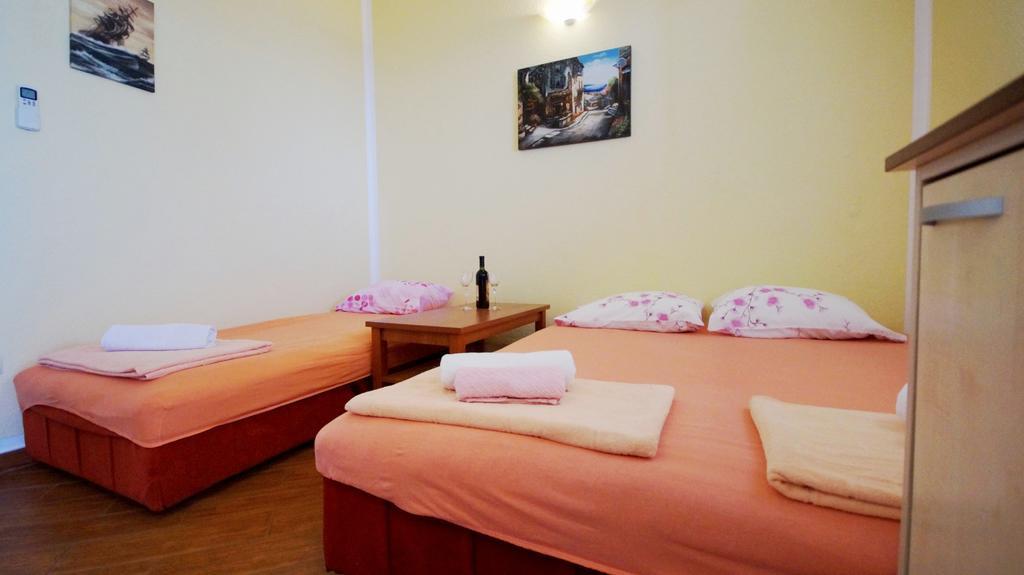 Apartmani Zona Sveti Stefan Dış mekan fotoğraf