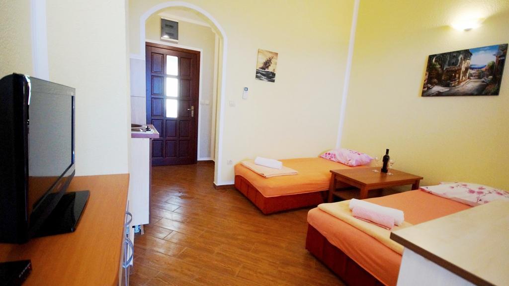 Apartmani Zona Sveti Stefan Dış mekan fotoğraf