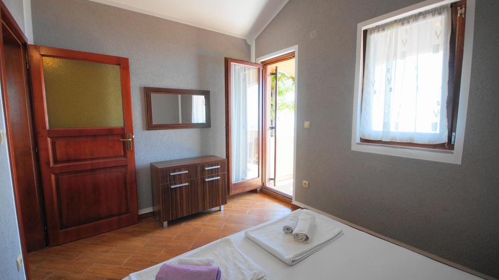 Apartmani Zona Sveti Stefan Dış mekan fotoğraf
