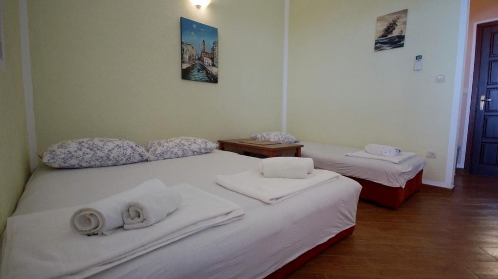 Apartmani Zona Sveti Stefan Dış mekan fotoğraf