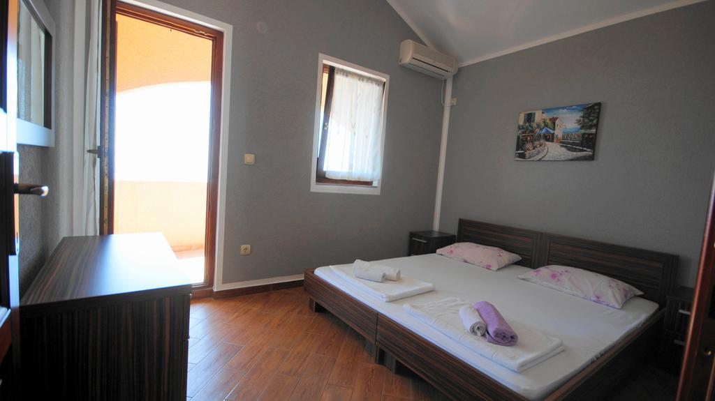 Apartmani Zona Sveti Stefan Dış mekan fotoğraf