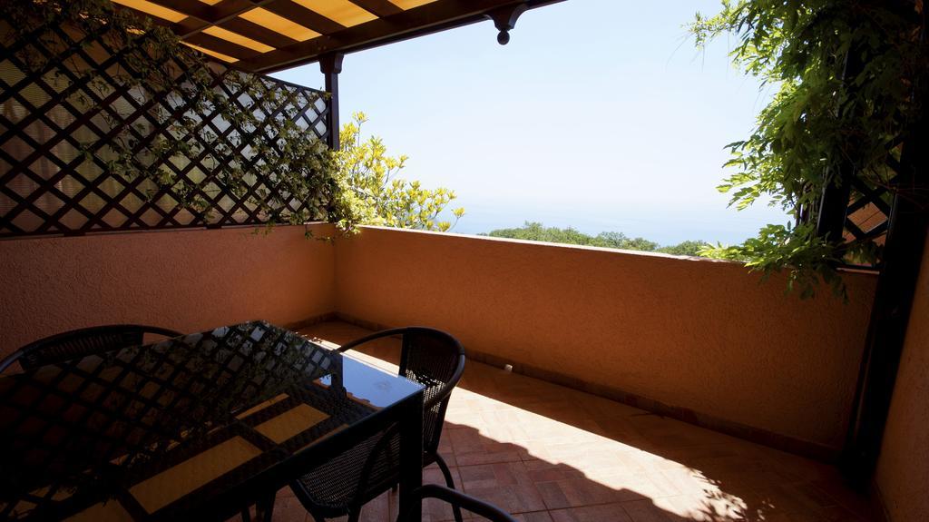 Apartmani Zona Sveti Stefan Dış mekan fotoğraf