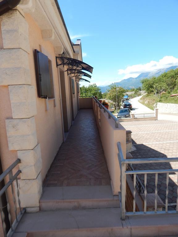 Apartmani Zona Sveti Stefan Dış mekan fotoğraf
